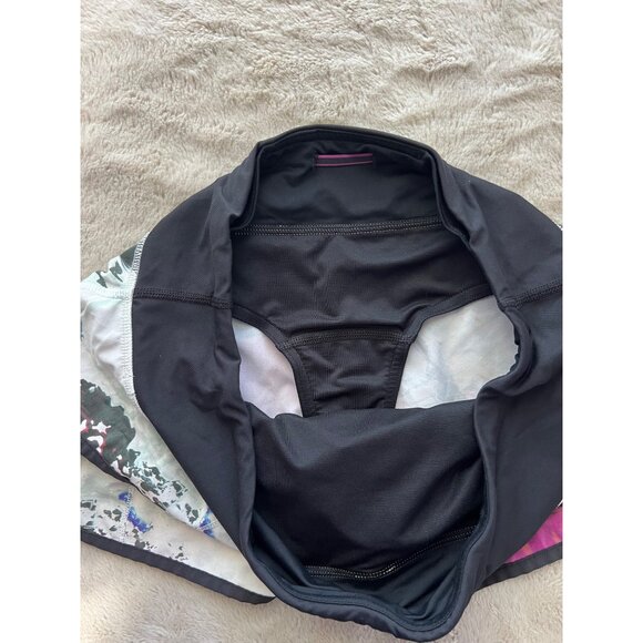 Lululemon Womens Multicolor Paint Splatter Running Shorts Size 8 With Back Pocke - Picture 8 of 9